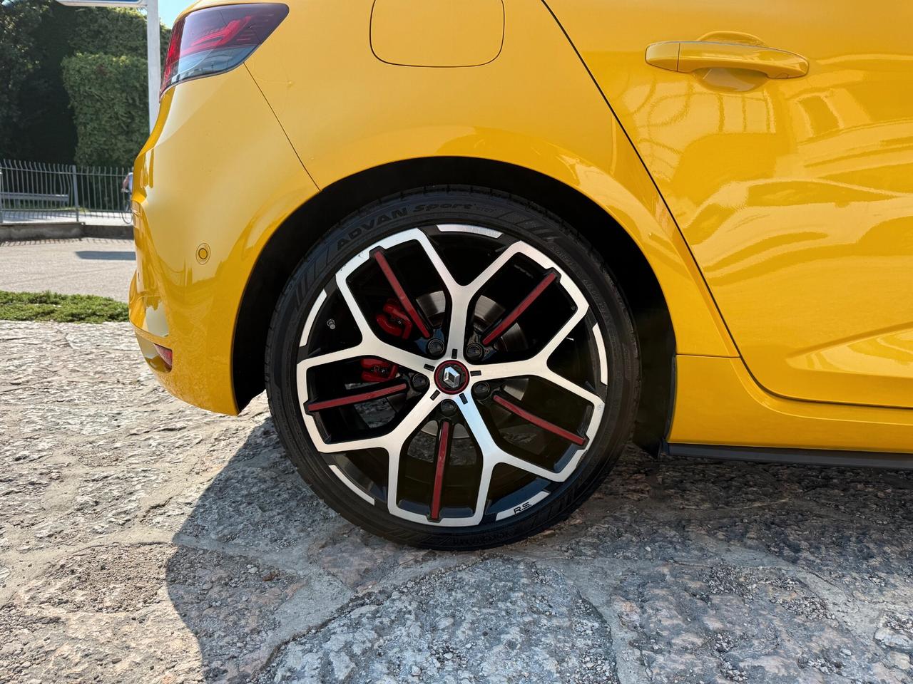 Renault Megane Mégane TCe 300 CV EDC R.S. 4Control