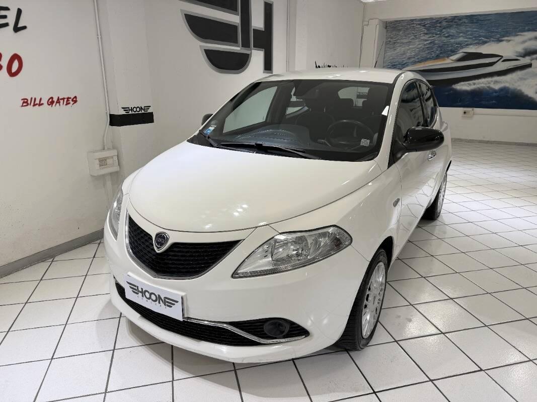 Lancia Ypsilon 1.2 Gold 69cv my16