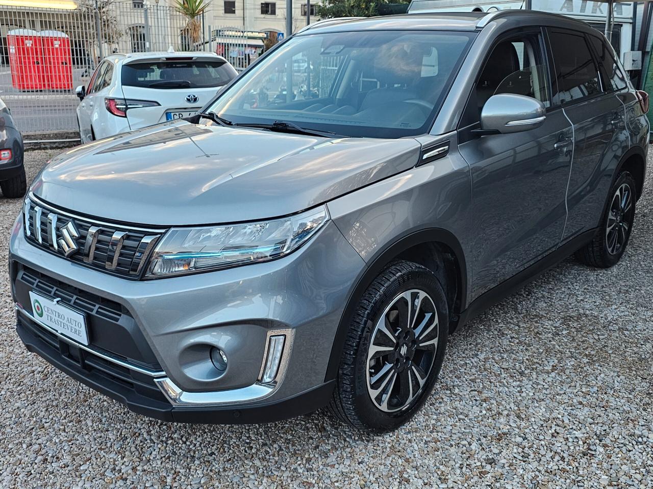 Suzuki Vitara 1.4 Hybrid Top