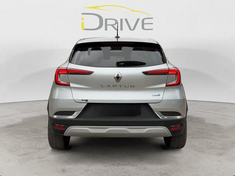 Renault Captur Captur 1.6 E-Tech full hybrid Evolution 145cv auto