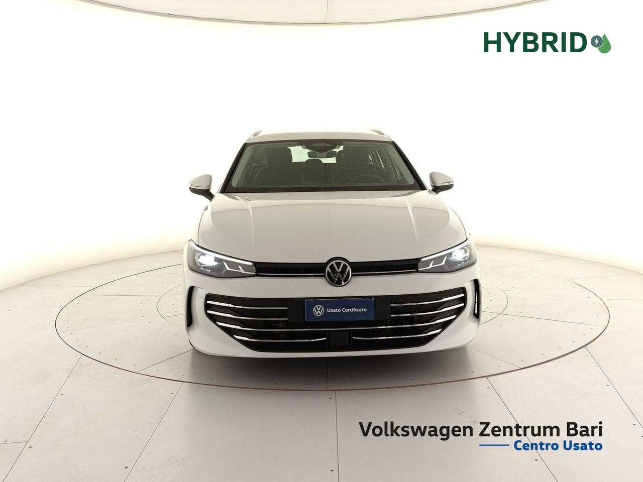 Volkswagen Passat 1.5 tsi ehybrid business 204cv dsg