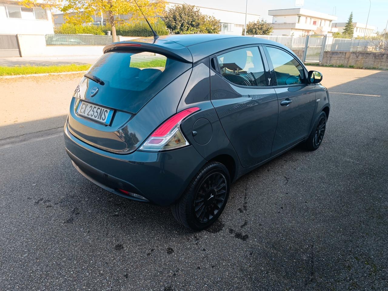 Lancia Ypsilon 1.2 5 porte GPL SOLO 129.000 KM