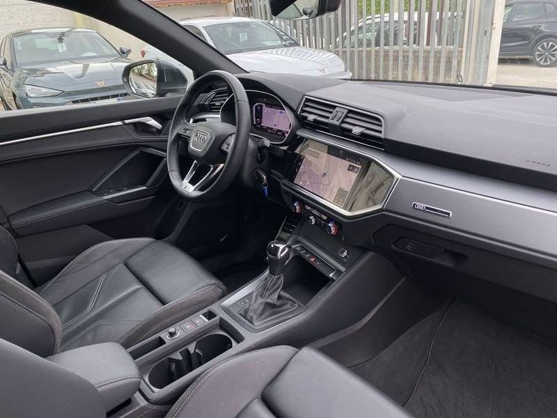 Audi Q3 Sportback S Line interno ed esterno 2.0 TDI 150CV s-tronic 35