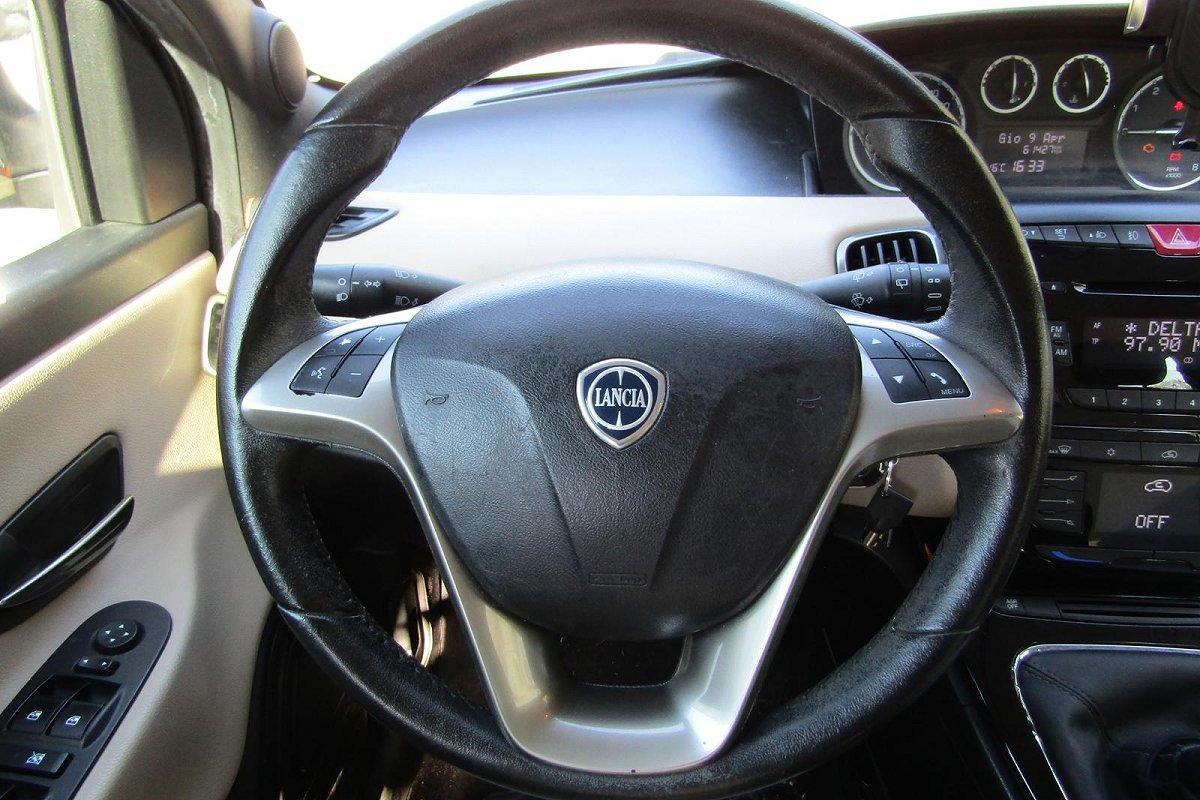 LANCIA Ypsilon 1.2 69 CV 5 porte 30th Anniversary