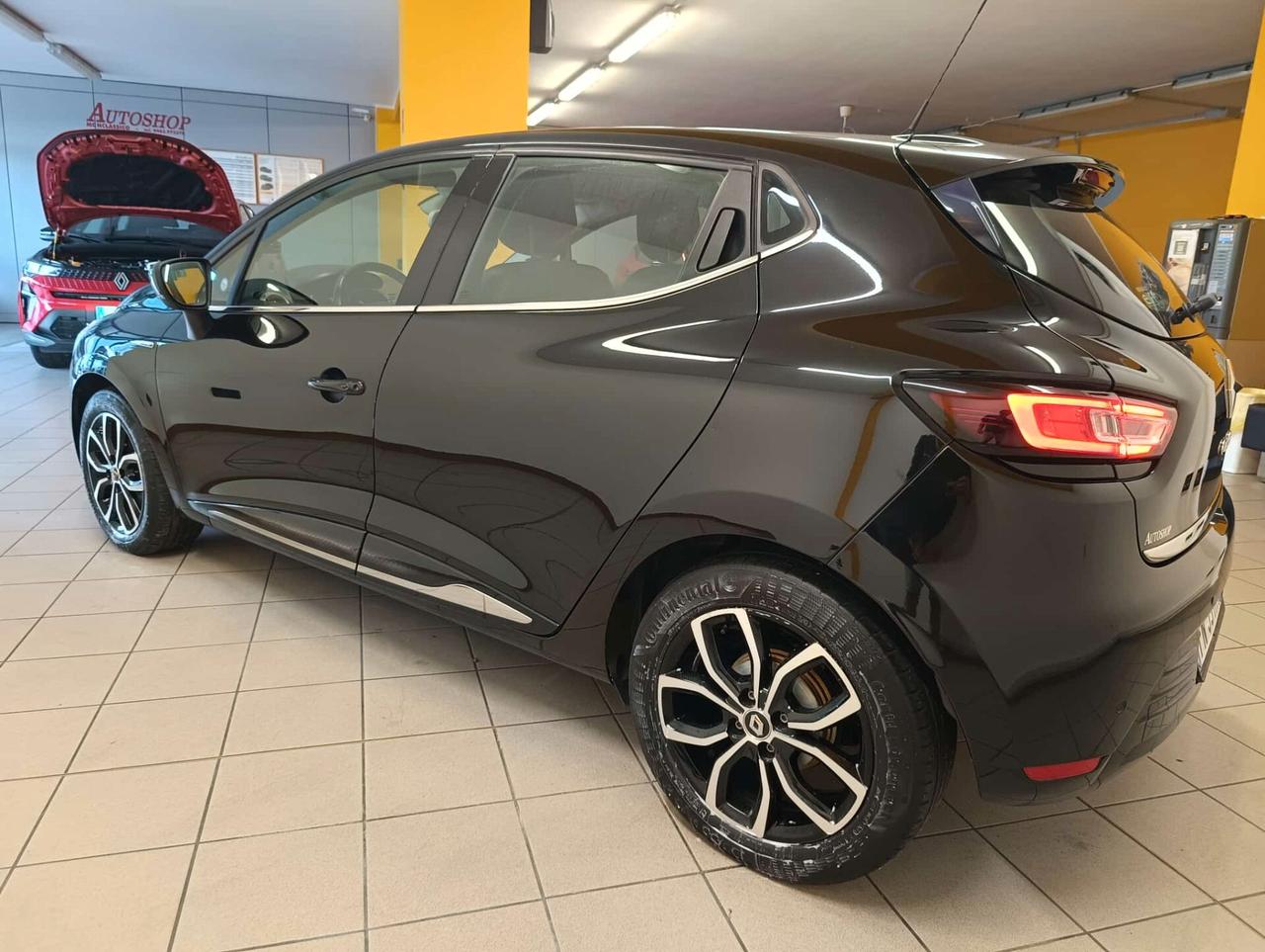Renault Clio 1.2 75 CV 5 porte Duel2