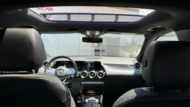 MERCEDES-BENZ GLA 200 d Automatic Premium
