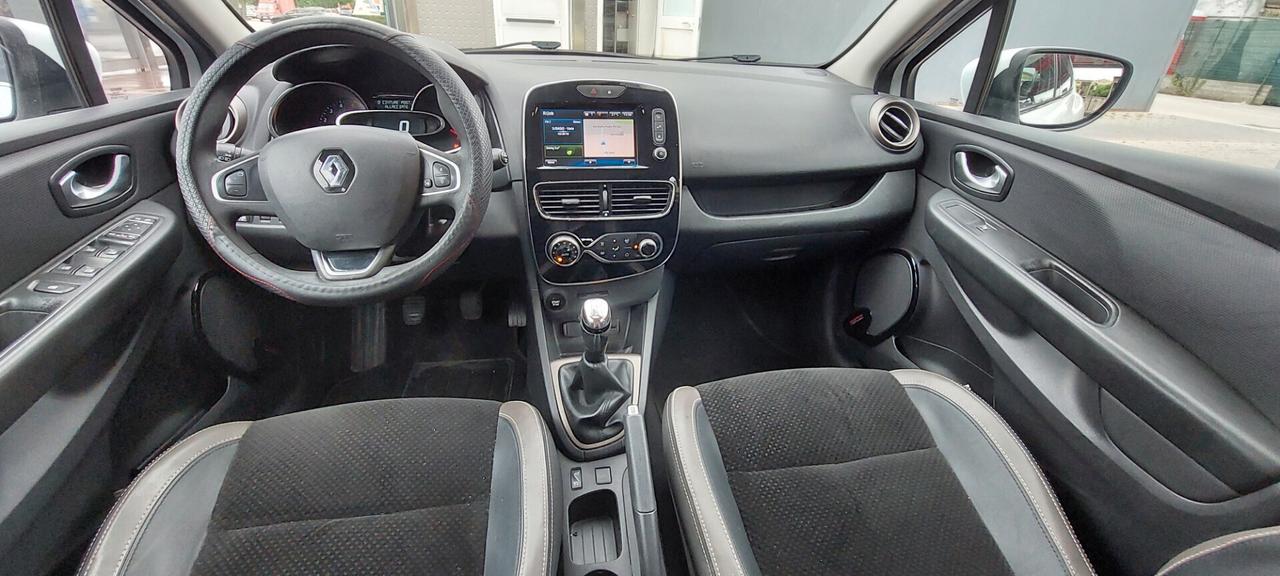 CLIO 1,5 DIESEL 90 CV DUEL NAVIGATORE LED CRUISE SENSORI X NEOPATENTATI IMPECCABILE