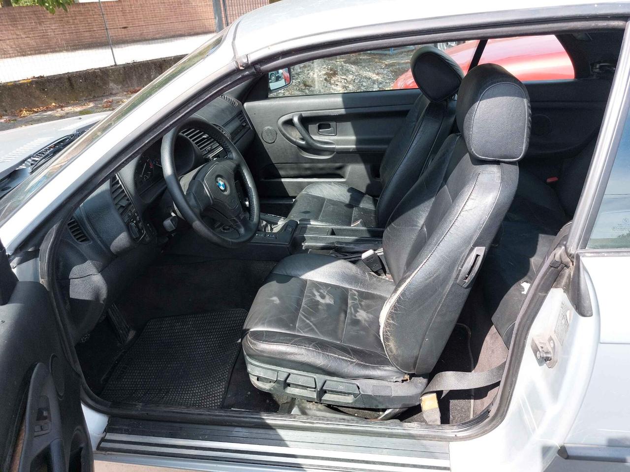 Bmw 320 Cabriolet del 1995 (E36)