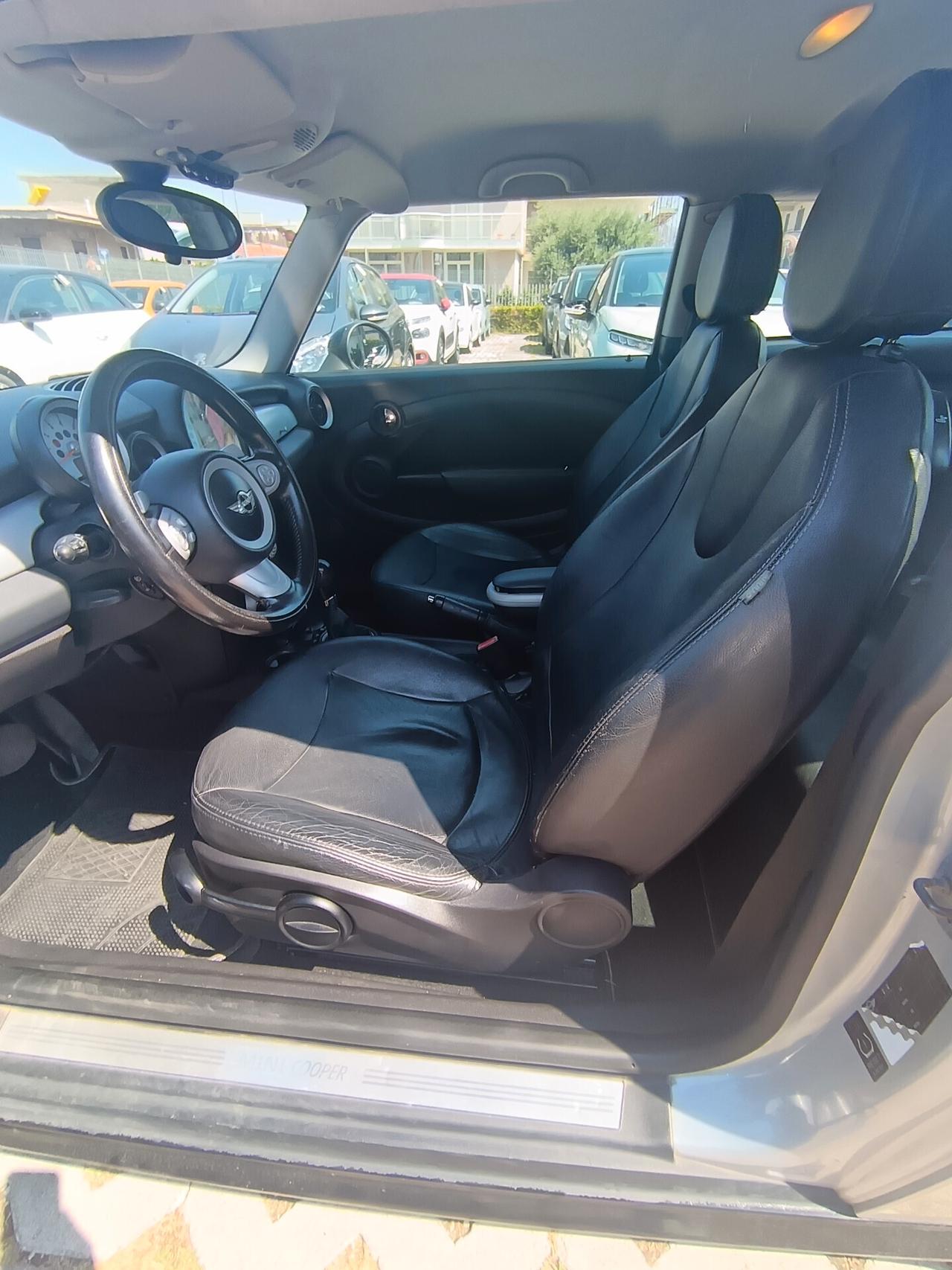 Mini Cooper D 1.6
