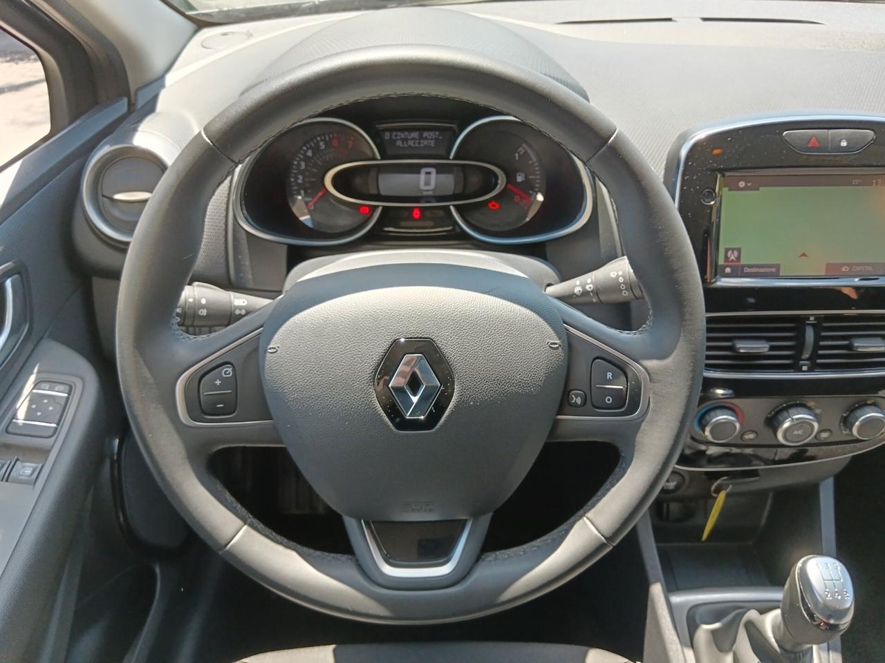 Renault Clio 1.2 75CV LIMITED NUOVISSIMA