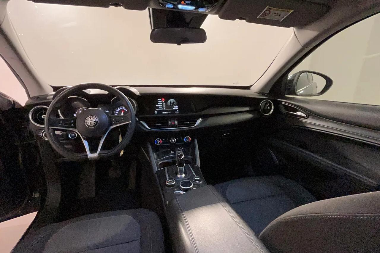 Alfa Romeo Stelvio 2.2 Turbodiesel 160 CV AT8 RWD Business