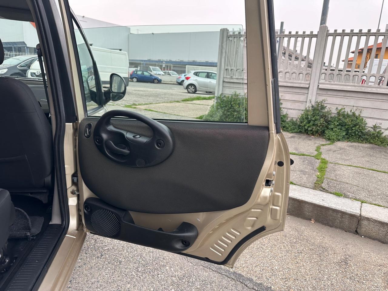 Fiat Multipla 1.6 16V Natural Power 6 posti