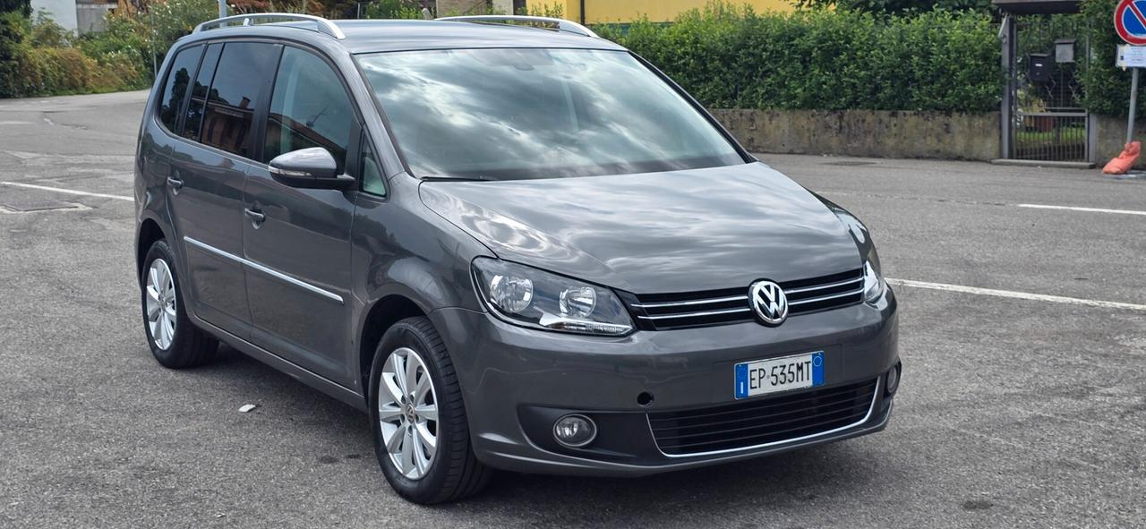 Volkswagen Touran 1.4 TSI Highline EcoFuel