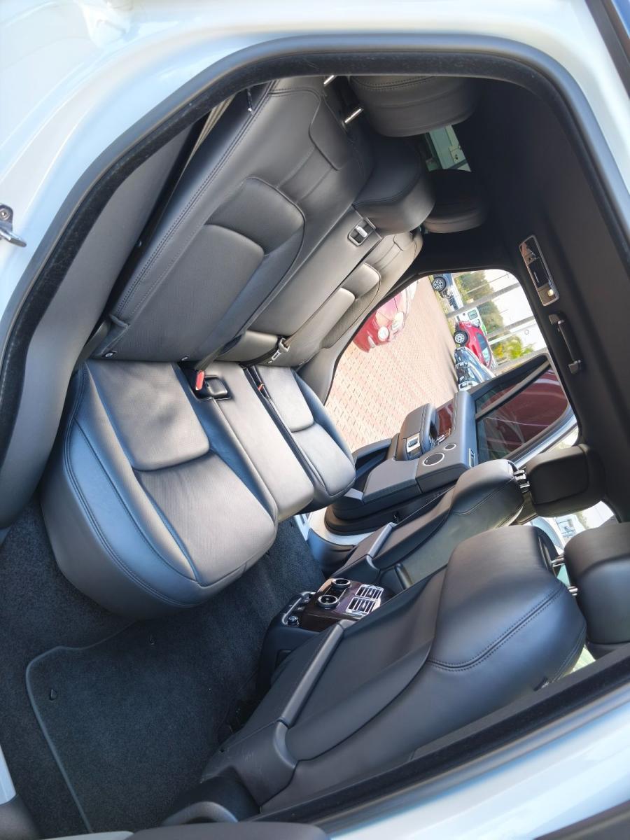 LAND ROVER Range Rover Vogue LWB 3.0 SDV6