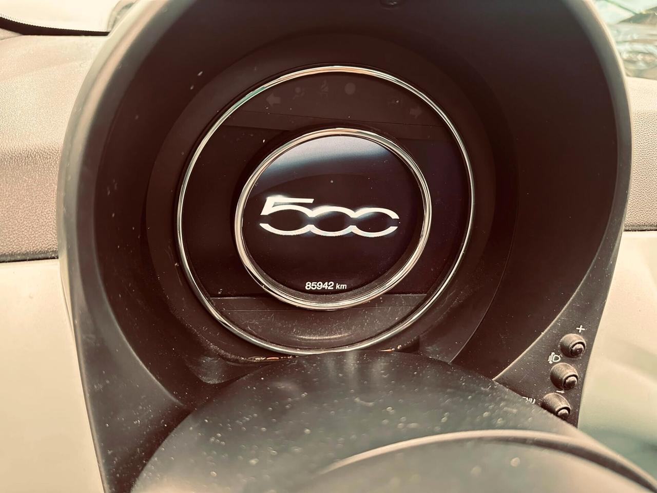 Fiat 500 C 1.0 Hybrid Launch Edition