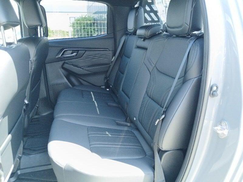 Isuzu D-MAX 2.2 Nitro Sport Crew 4x4 Auto N1