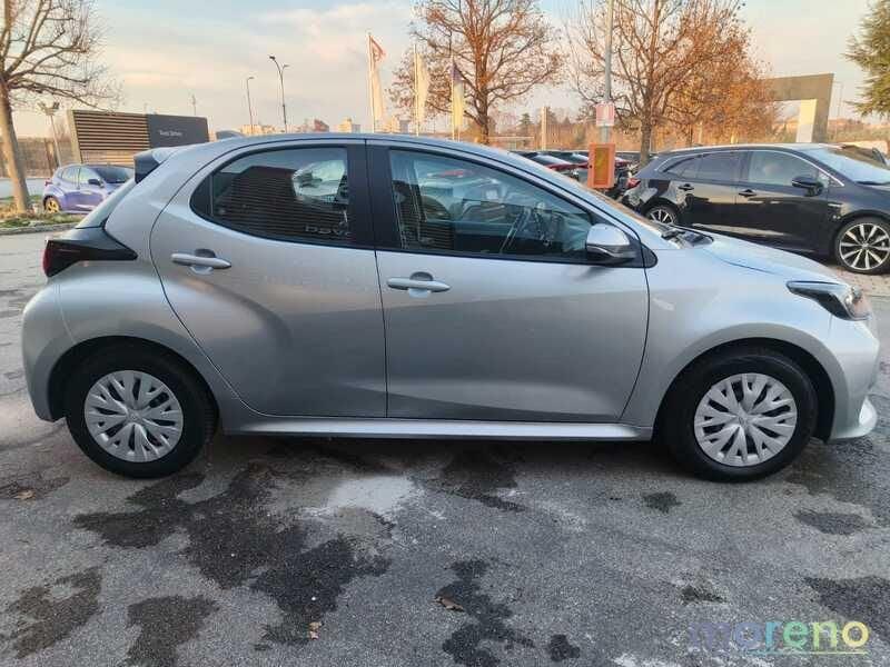 Toyota Yaris 1.5 hybrid Active