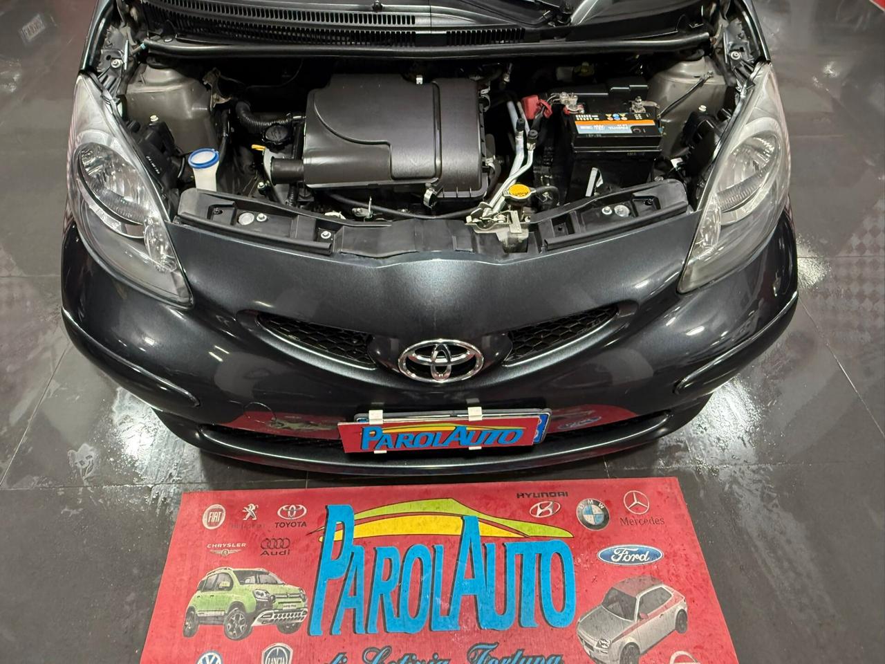 Toyota Aygo 1.0 68cv Connect - 2011