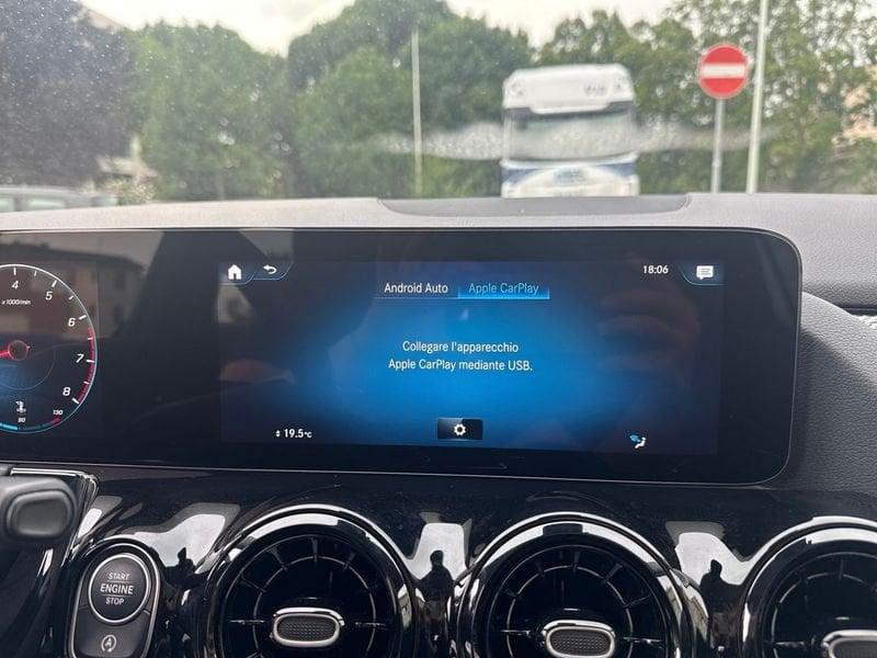 Mercedes-Benz GLA 180 Business Extra auto
