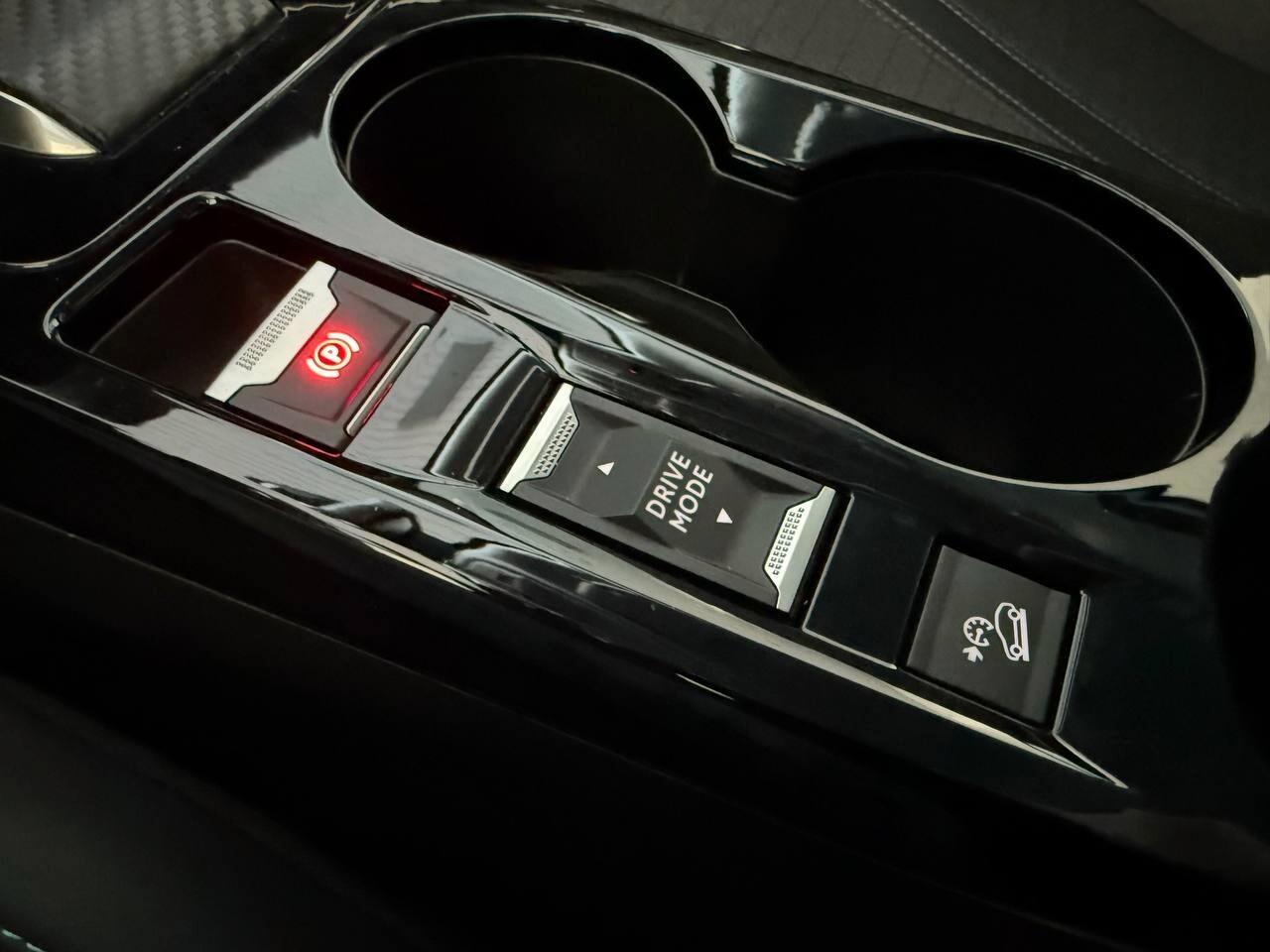 Peugeot 2008 BlueHDi 130 S&S EAT8 Allure Pack