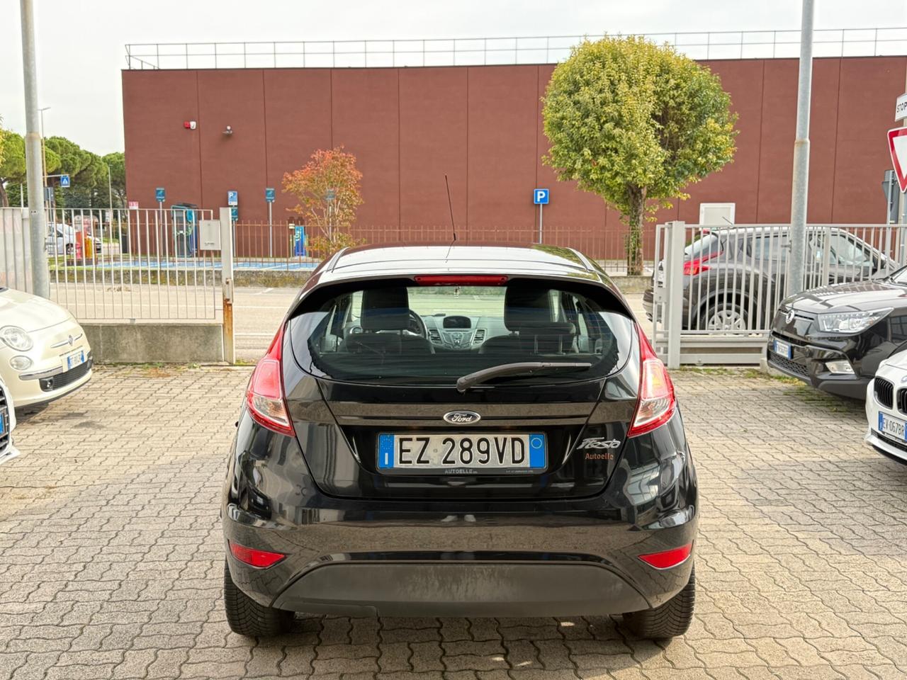 Ford Fiesta 1.4 5 porte Bz.- GPL Black & White Edition