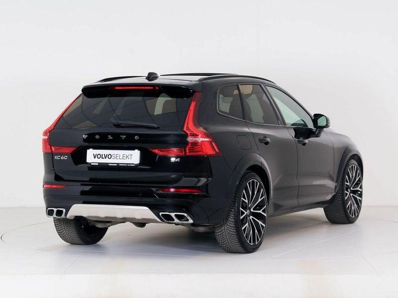 Volvo XC60 XC60 B4 (d) FWD 197CV GEARTRONIC R DESIGN