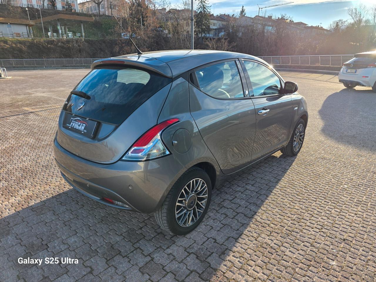 Lancia Ypsilon 1.2 GPL ritiro usato/scambio