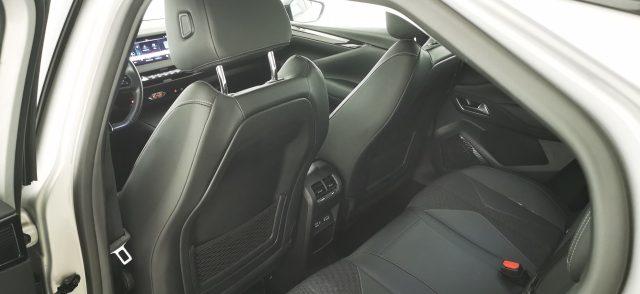 DS AUTOMOBILES DS 4 E-Tense 225 Cross Trocadero