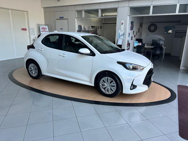 TOYOTA Yaris 1.5 Hybrid 5 porte Active