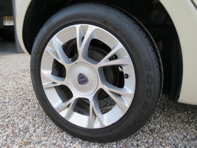 LANCIA Ypsilon 1.3 MJT 16V 95 CV 5 porte S&S Gold