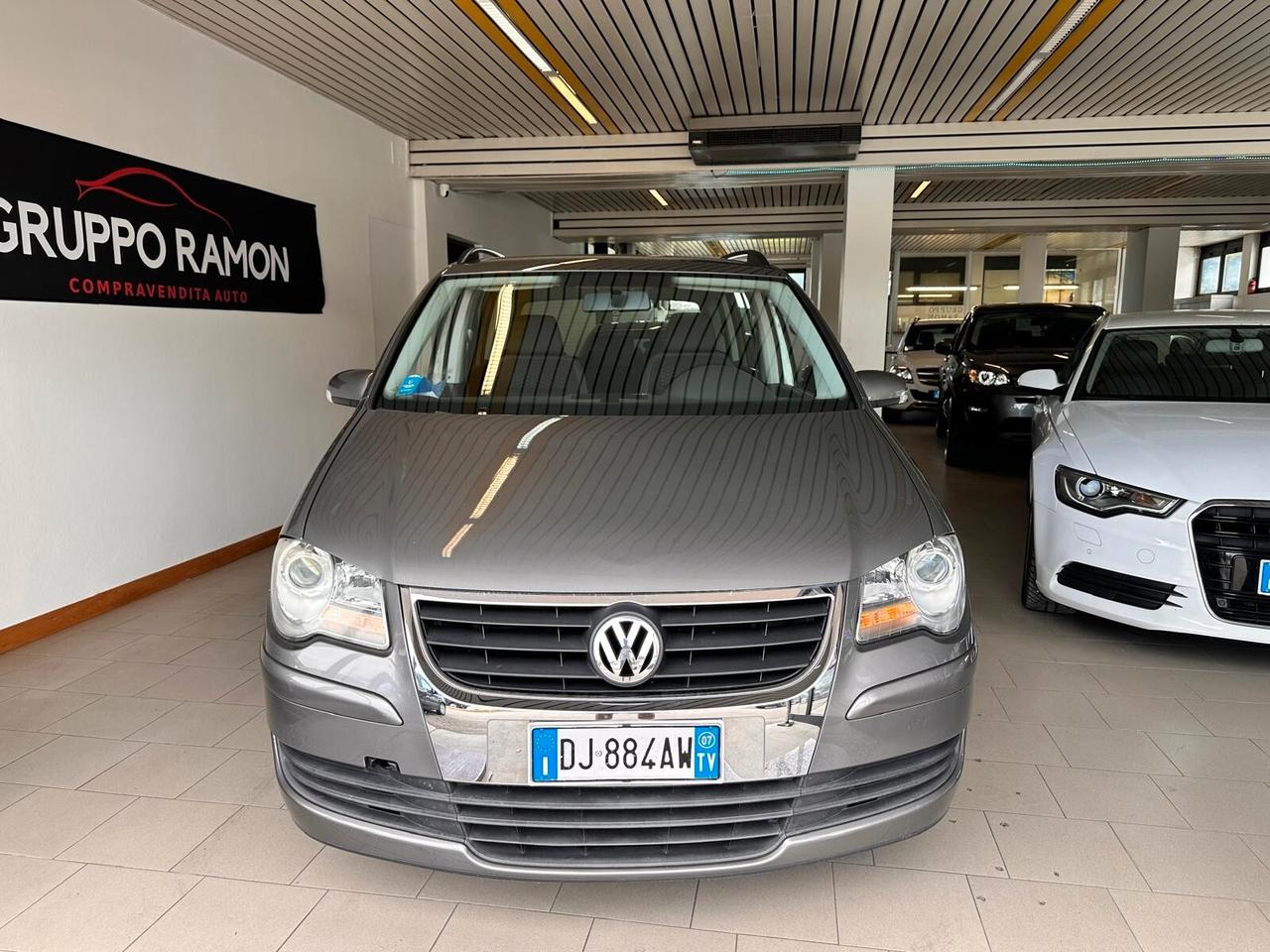 Volkswagen Touran 1.6 Trendline