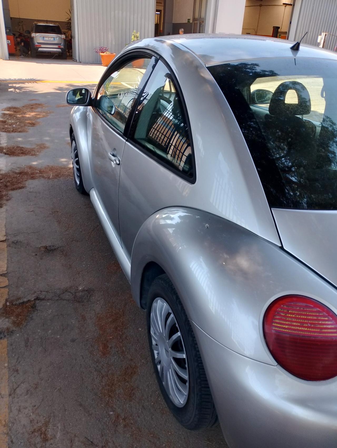 Volkswagen New Beetle 1.6 GPL pari al nuovo
