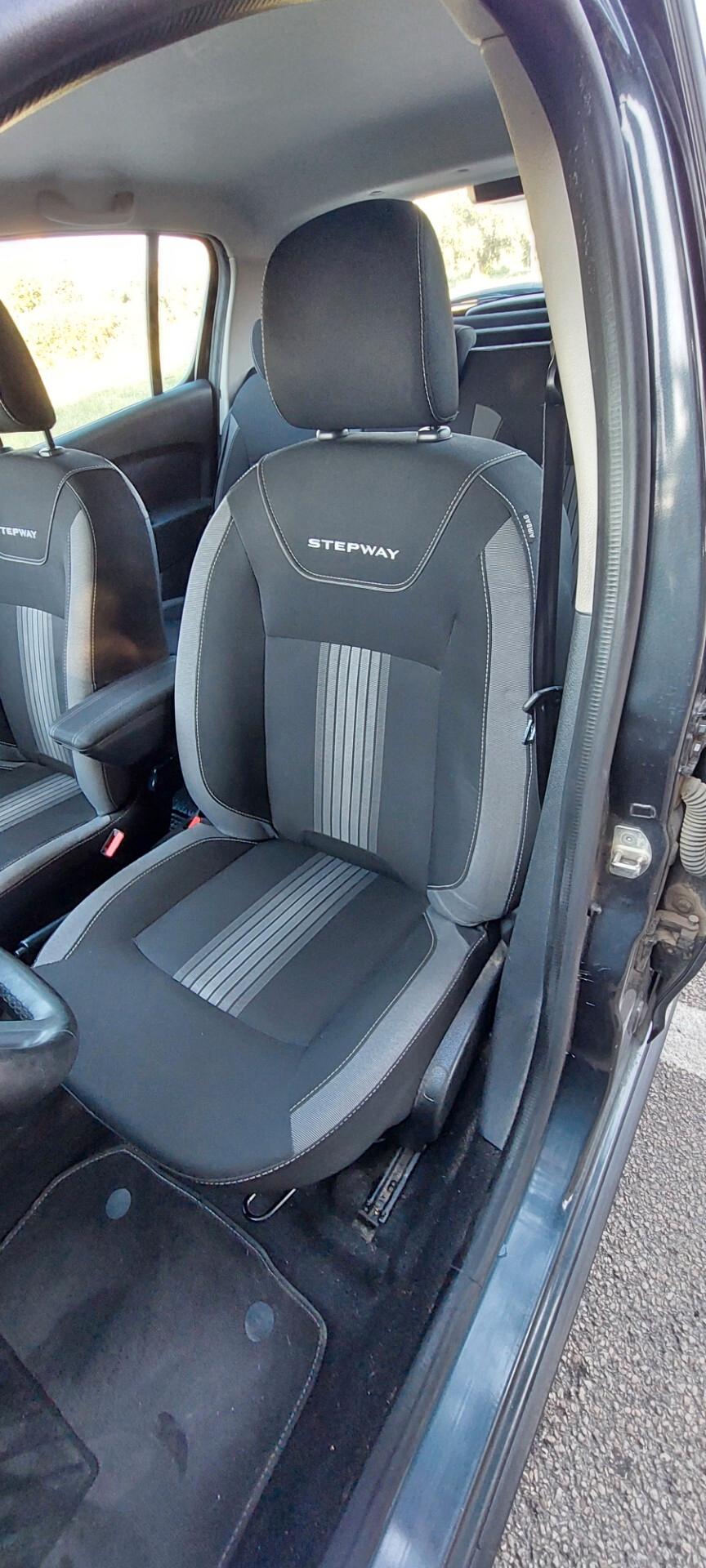SANDERO STEPWAY 900 TURBO GPL DI SERIE SeS SS WOW 90 CV NAVI RETROCAMERA STRAFULL OPTIONAL