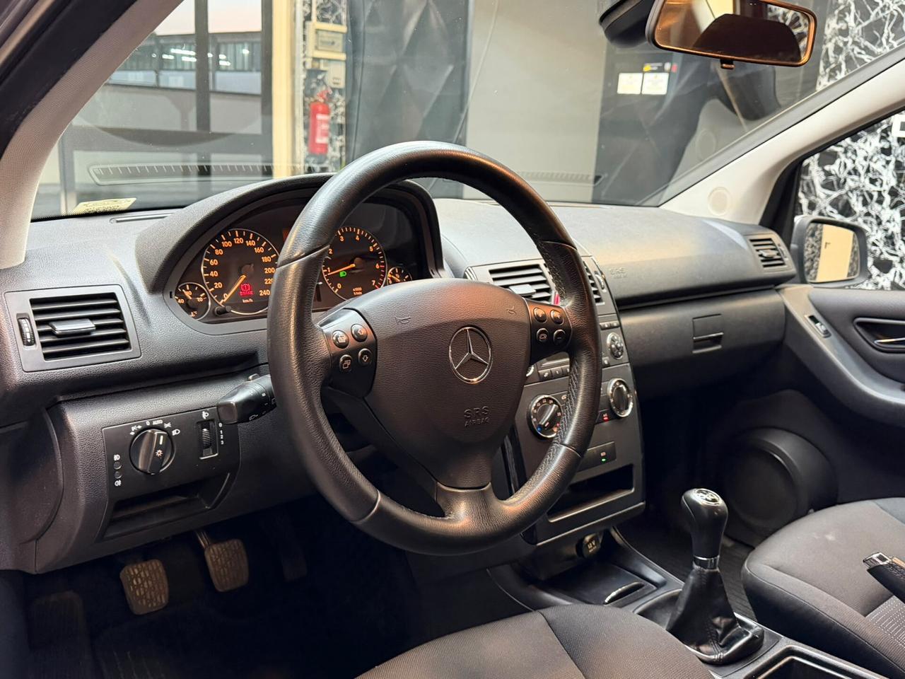 Mercedes-benz A 160 BlueEFFICIENCY Executive