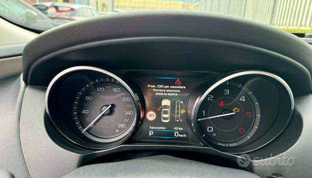 JAGUAR XE 2.0 D Turbo 180CV aut. Prestige