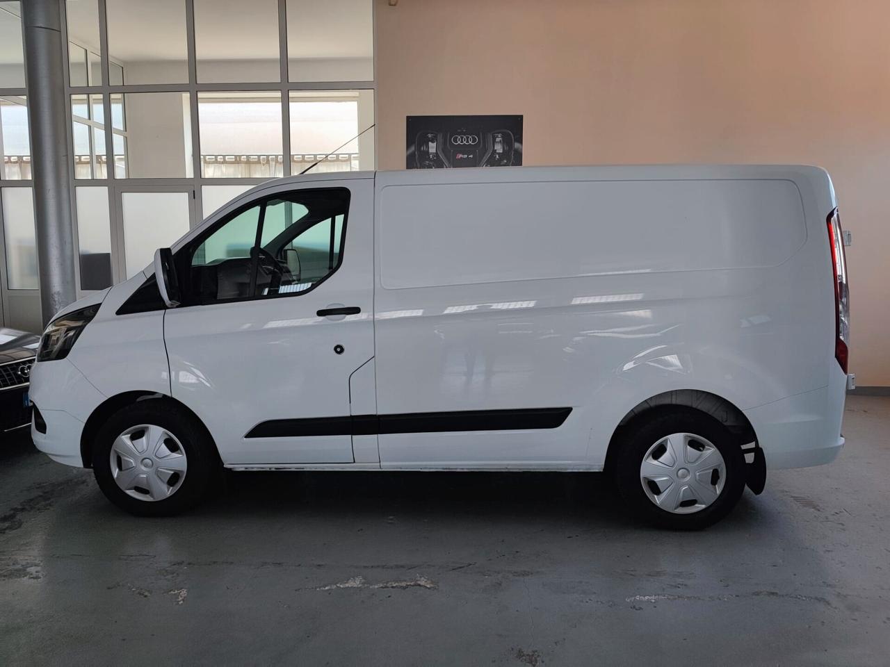 Ford Transit Custom 2.0 tdi 130 cv VAN