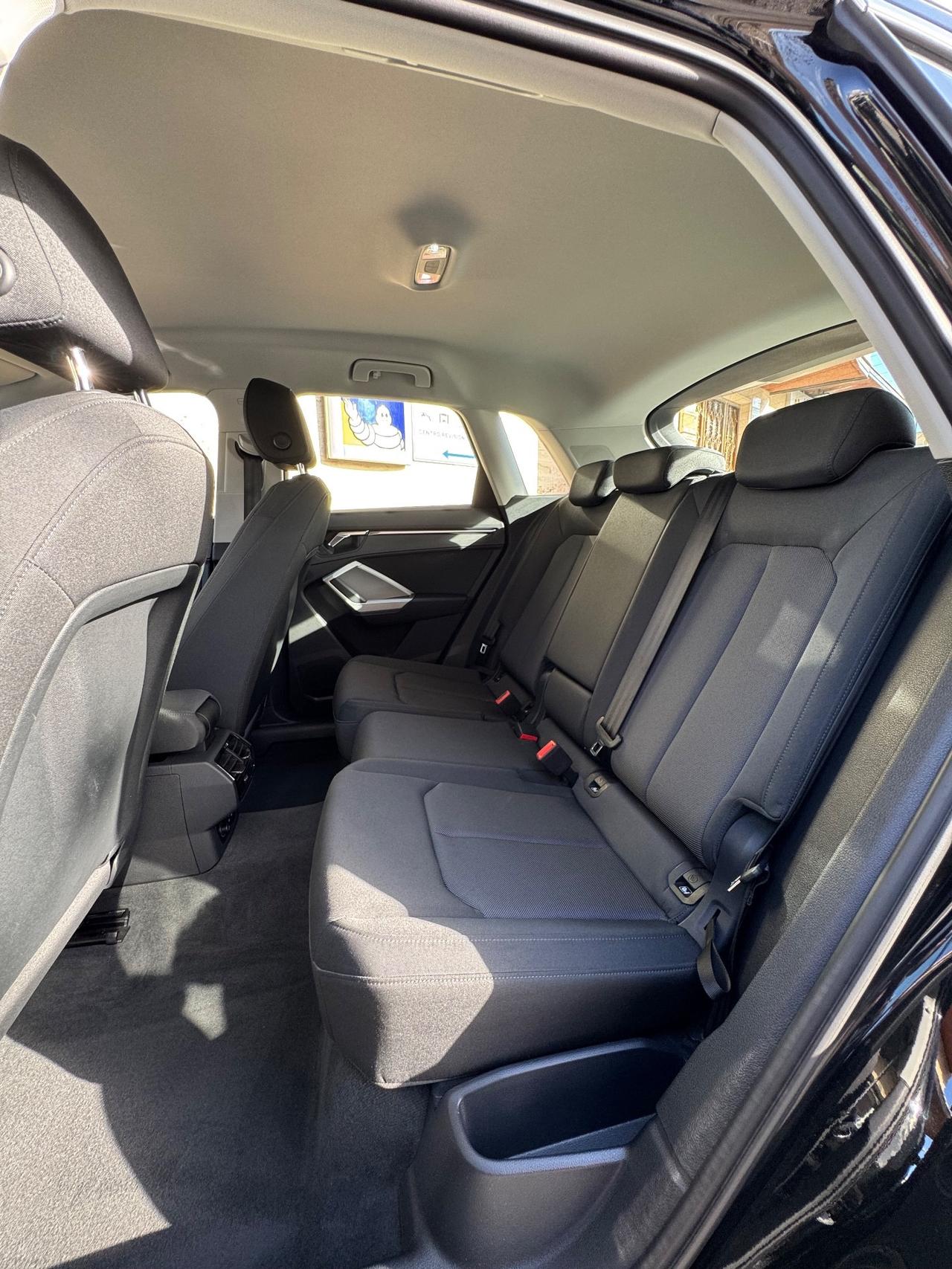 Audi Q3 35 TDI S tronic Business Advanced