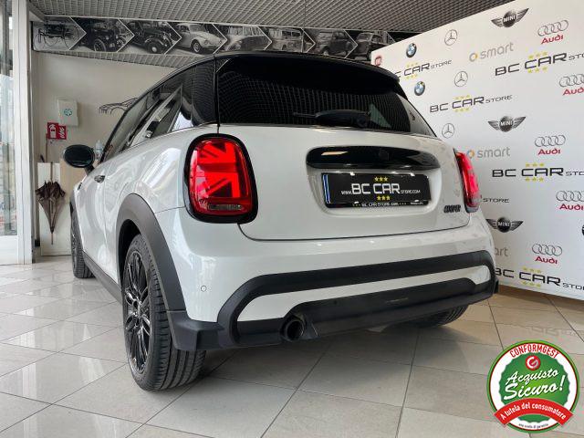 MINI Cooper 1.5 Classic *BLACK EXTERIEUR