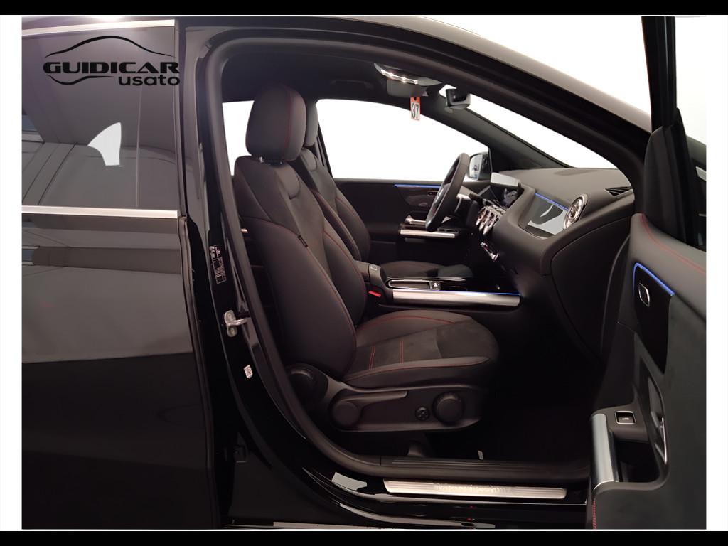 Mercedes-Benz Classe B - W247 2023 - B 180 d AMG Line Advanced Plus auto