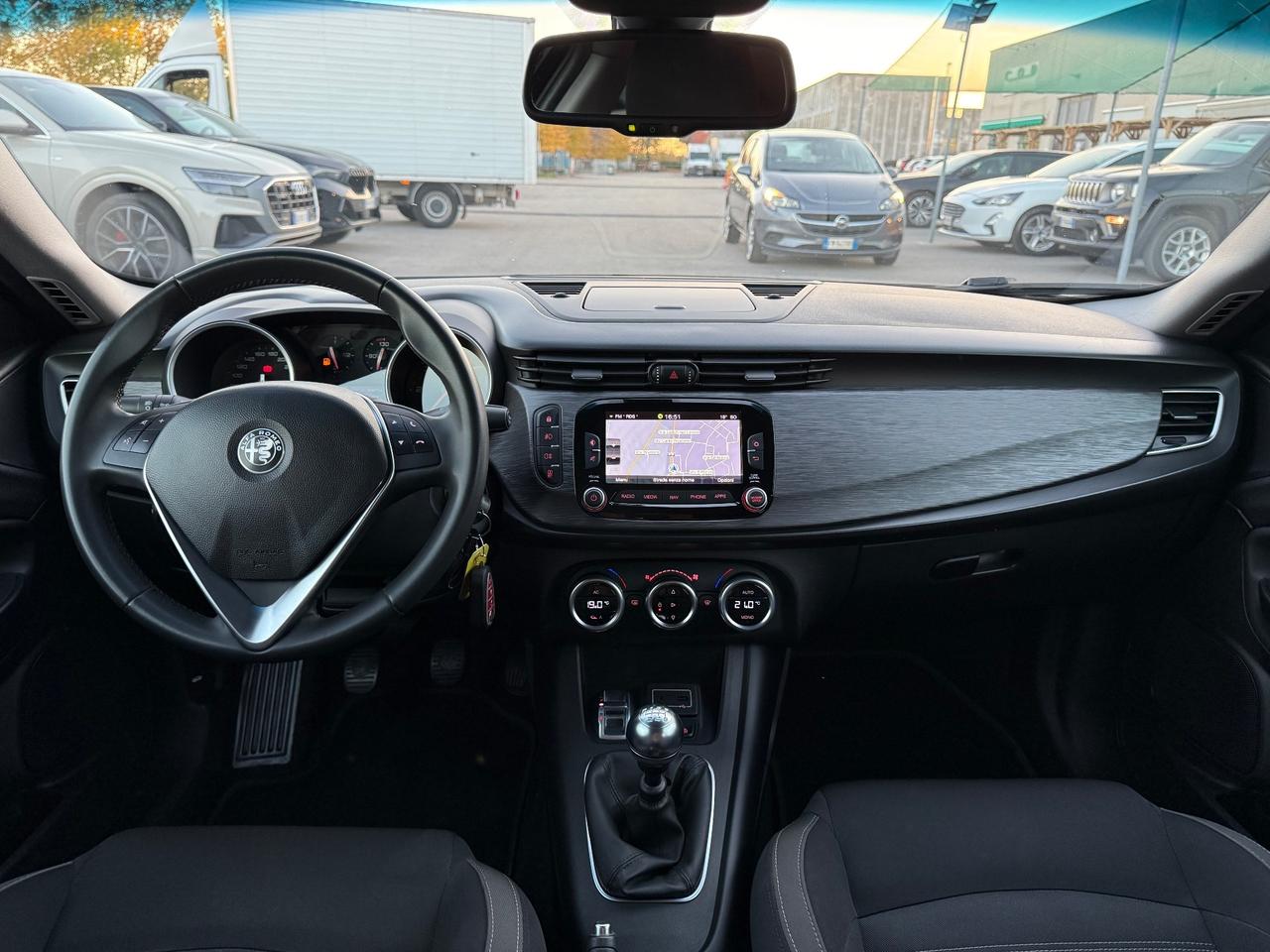 Alfa Romeo Giulietta Ti 1.6 120 CV Navi NEOPATENTATI Garantita