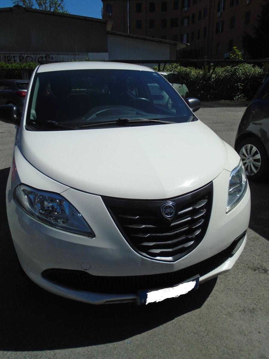 Ypsilon'15 1.2 8V S Momodes. 87000 km E6 OK NEOP