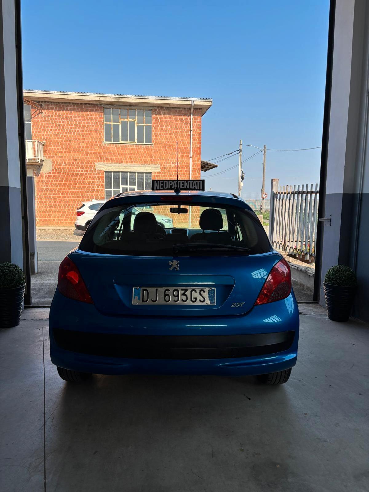 Peugeot 207 1.4 HDi 70CV