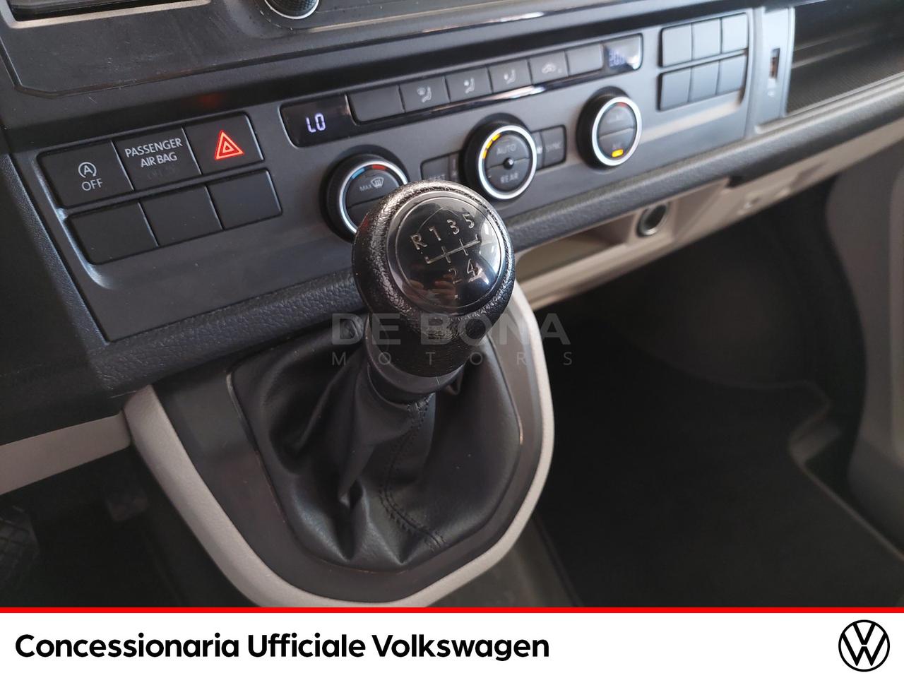 Volkswagen T6 Caravelle t6 2.0 tdi 102cv 3.0t trend. p.c. e6