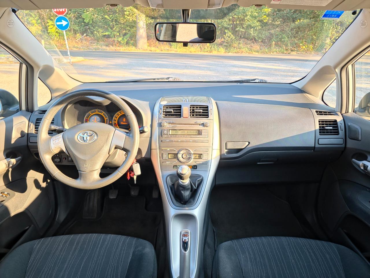 Toyota Auris 2.0 D-4D DPF 5 porte Sol CV-126 E4 Manuale NEO 2007