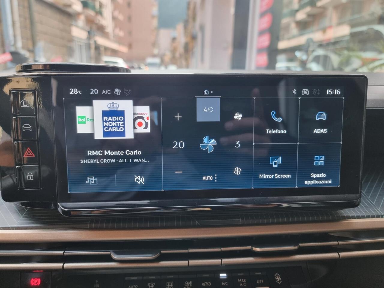 Lancia Ypsilon Hybrid e-DCT Edizione Cassina