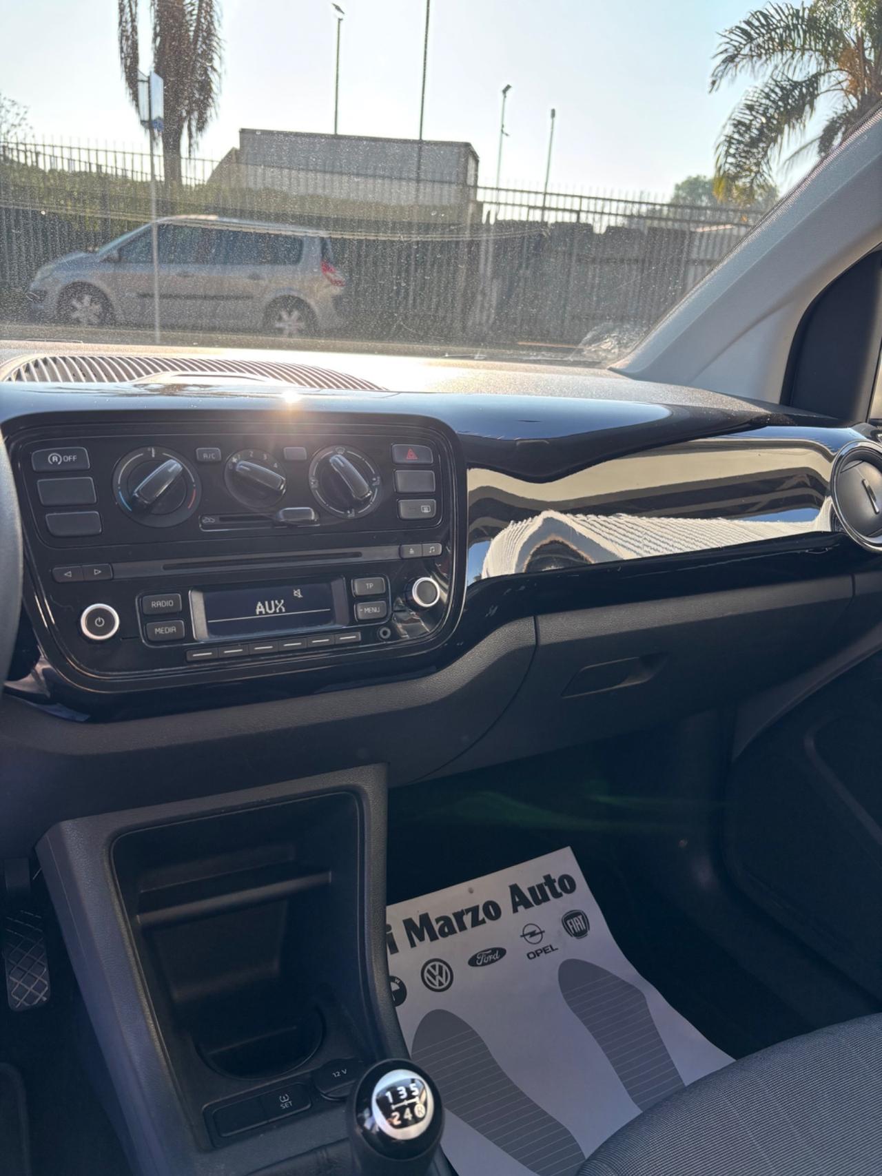 Volkswagen up! 1.0 5p. take