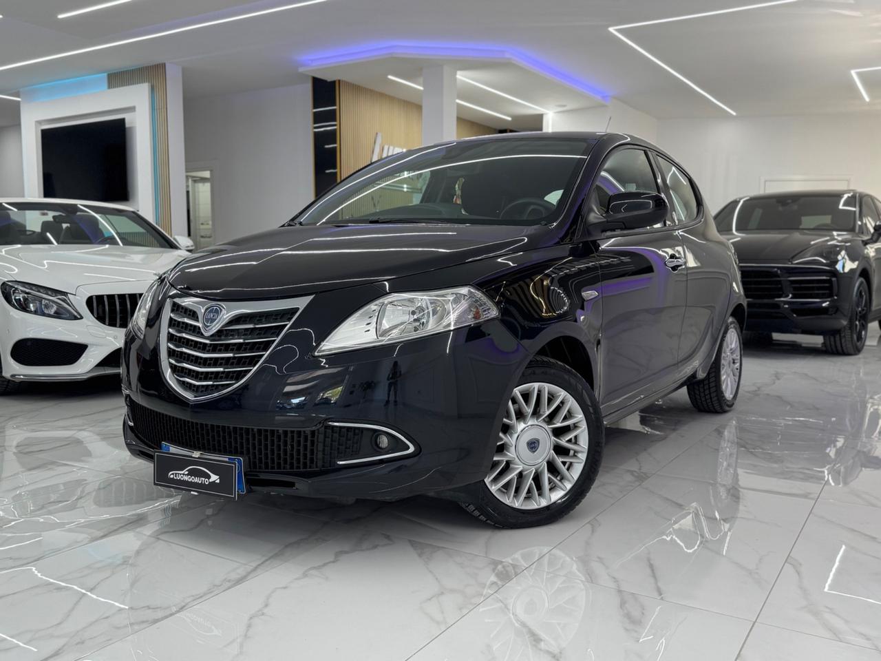 Lancia Ypsilon 1.2 GPL Ecochic Gold