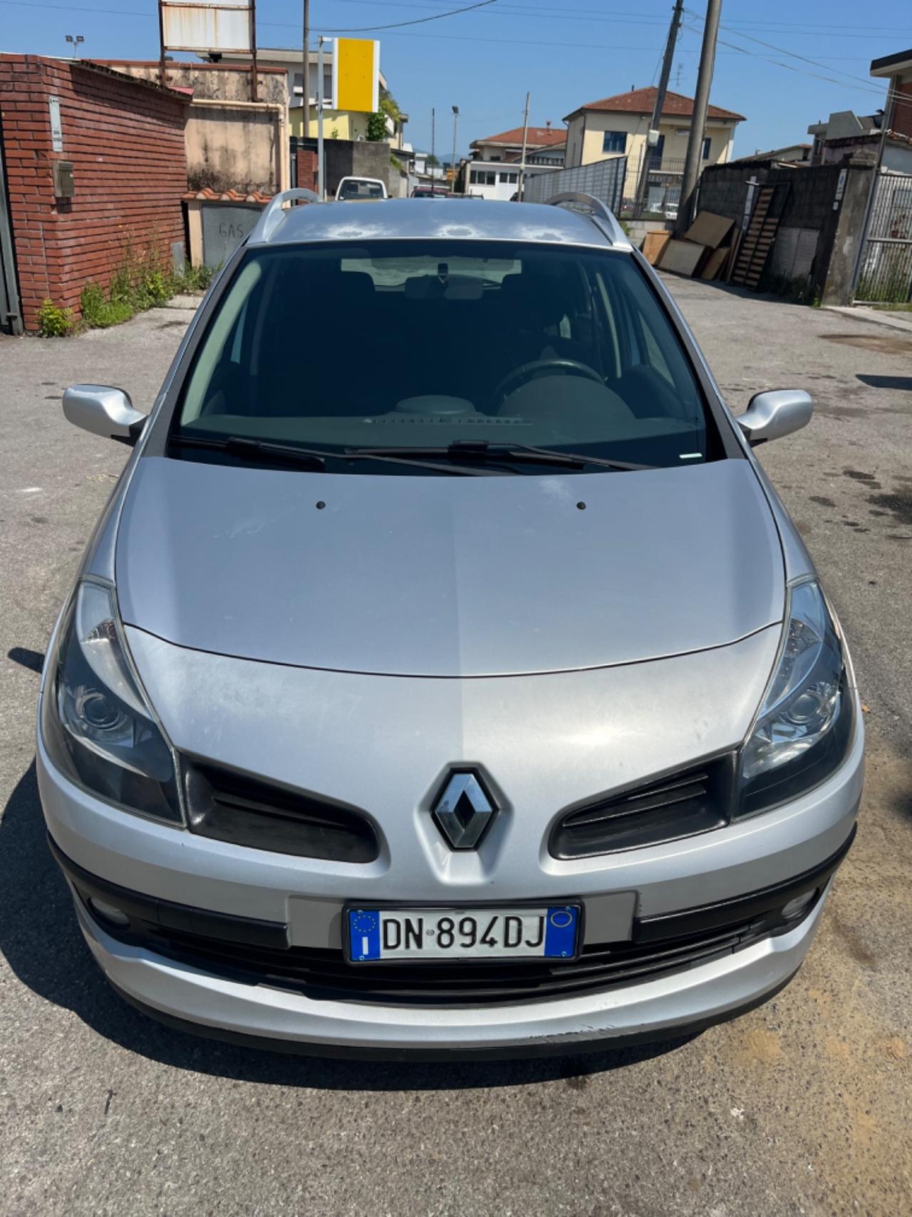 Renault Clio 1.2 16V SporTour Dynamique