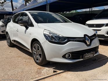 RENAULT Clio 1.5 dCi 8V 75 CV 5p. Costume Nat.