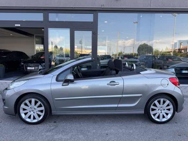 PEUGEOT 207 1.6 THP 156CV CC Féline